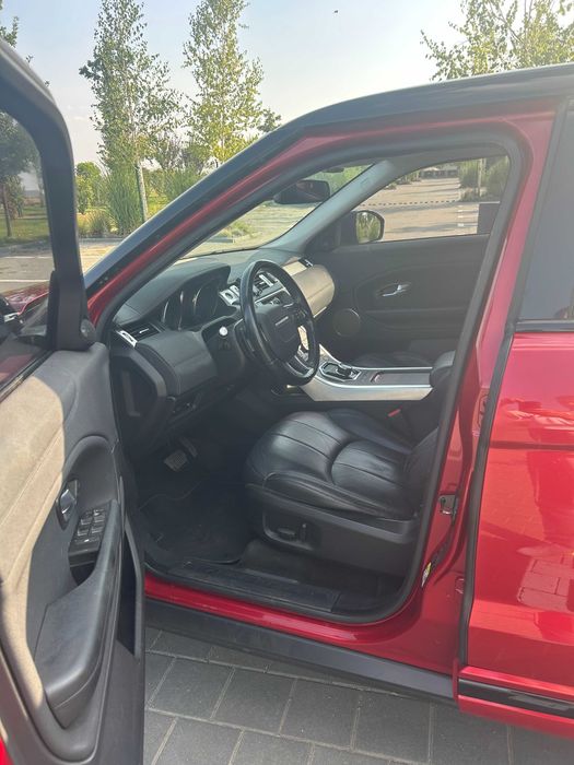 Range Rover Evoque 2.0 TD4 4x4 Automată – 2017 – 87.000 km