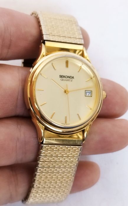 Ceas de damă Sekonda cu quartz, carcasă și curea din oțel inoxidabil.