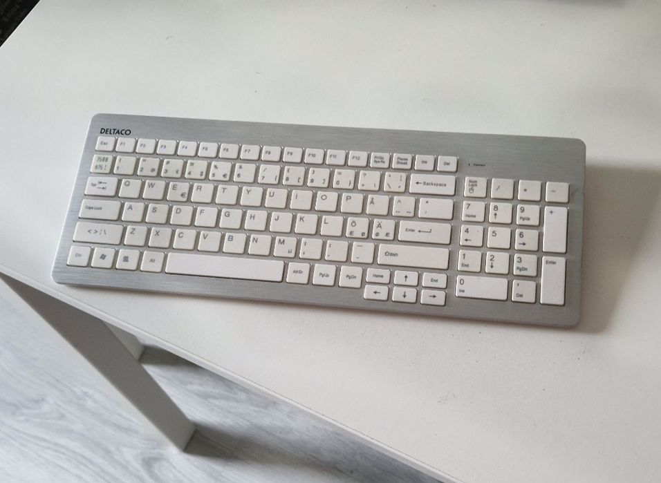 Tastatura Bluetooth perfect funcționala