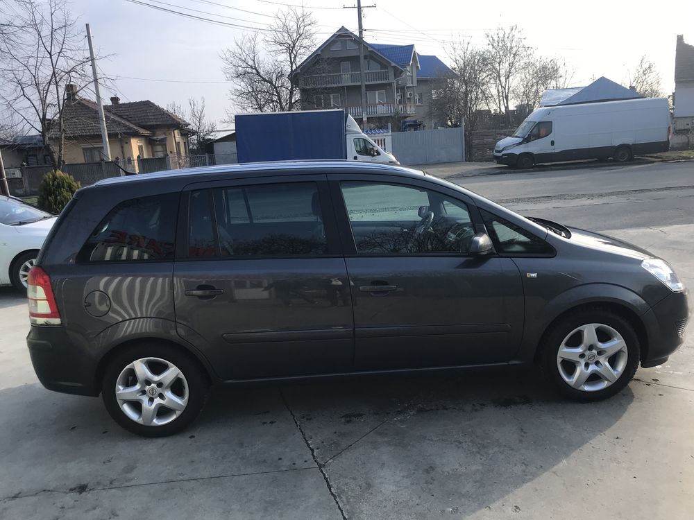 Opel Zafira 1,8 Benzina-2008-140cp-recent adusa