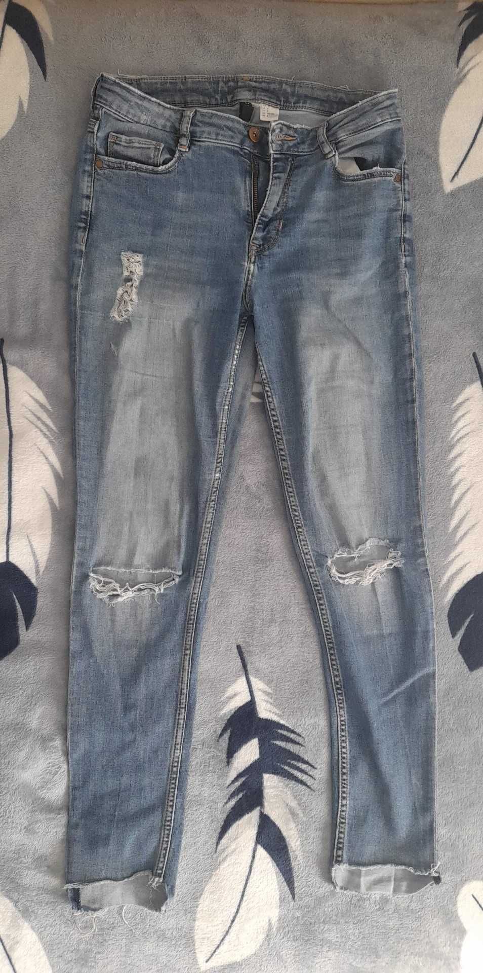 Blugi firma H&M Bershka Denim cu talie inalta si joasa