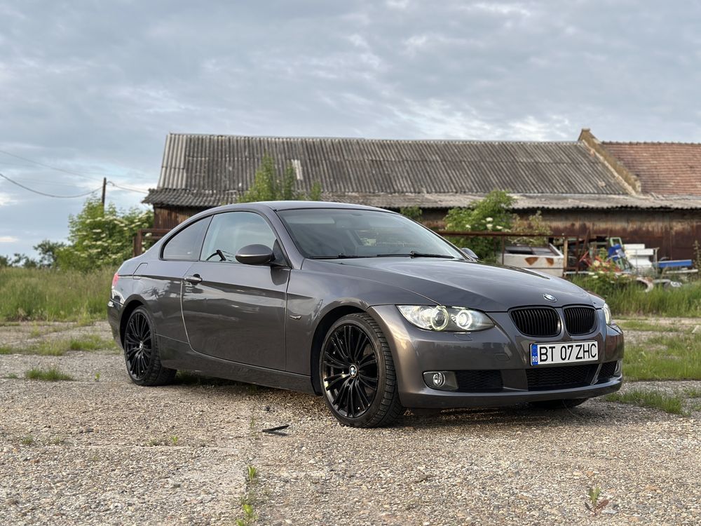 Bmw e92 320D manual