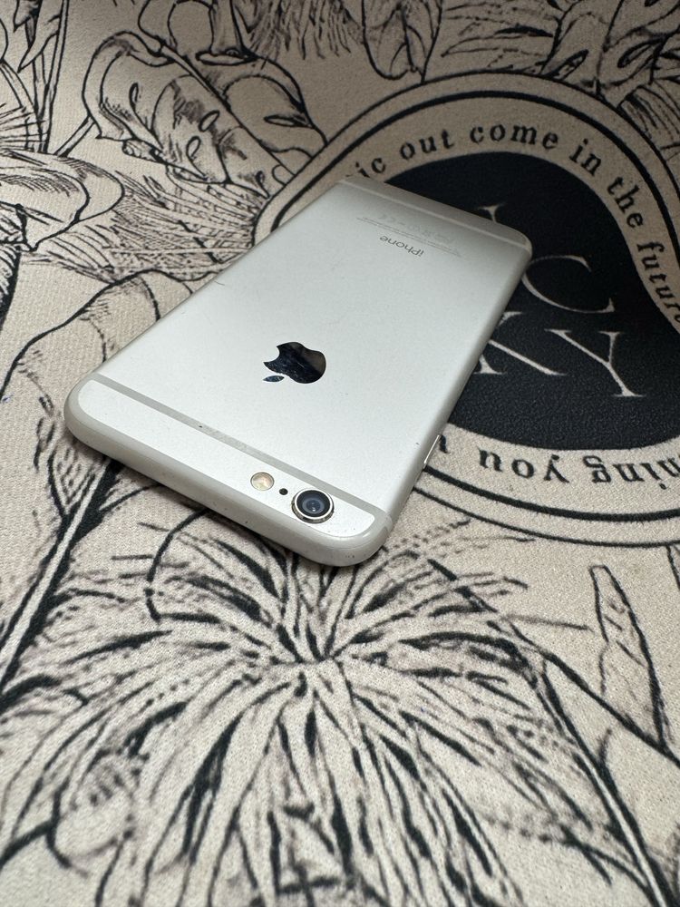 iPhone 6 silver 16gb - с дефект