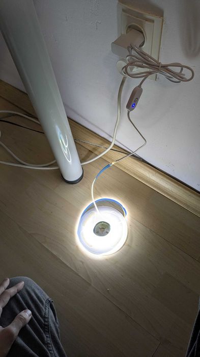 Banda led 320 led/m, lungime 4m, întrerupător dinabil, incarcator usb