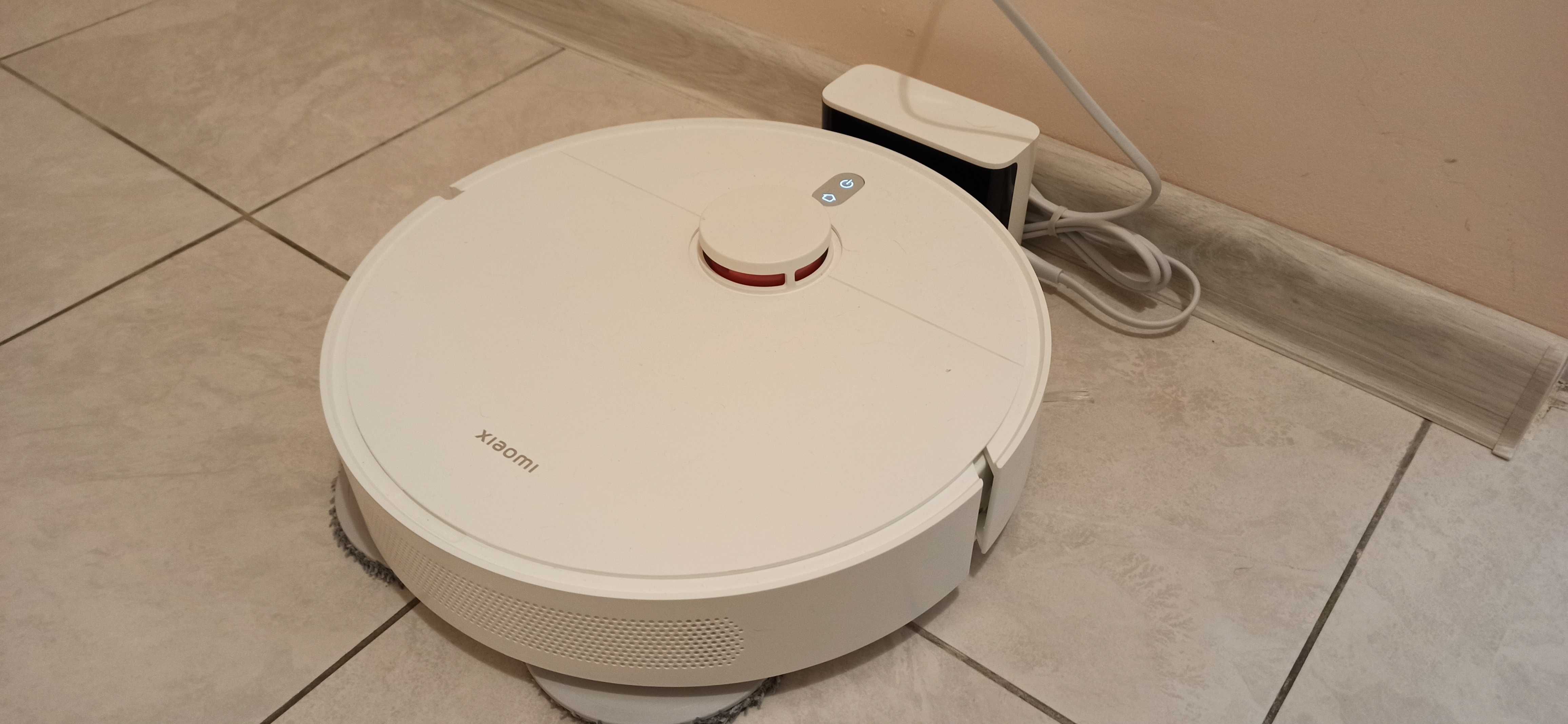 Прахосмукачка робот Xiaomi Robot Vacuum S10+ с 6 месеца гаранция