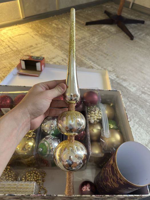 Новогодняя елка с игрушками