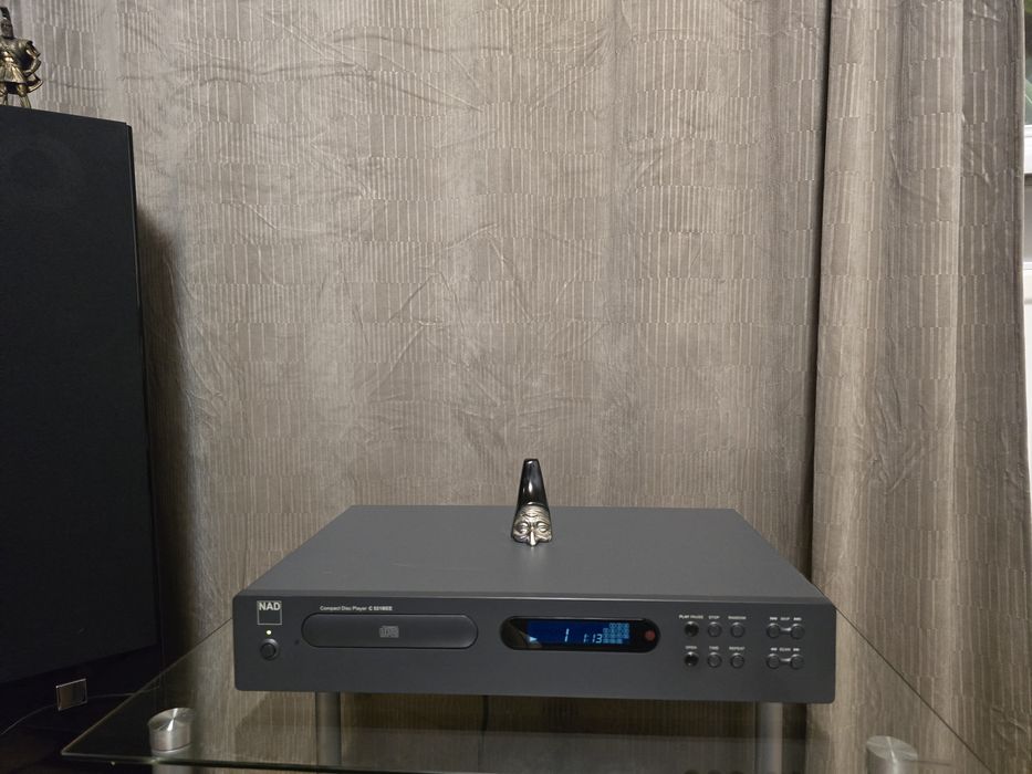 CD Player NAD C521BEE  Sunet de cristal, aparat Hi-Fi adevărat !!!