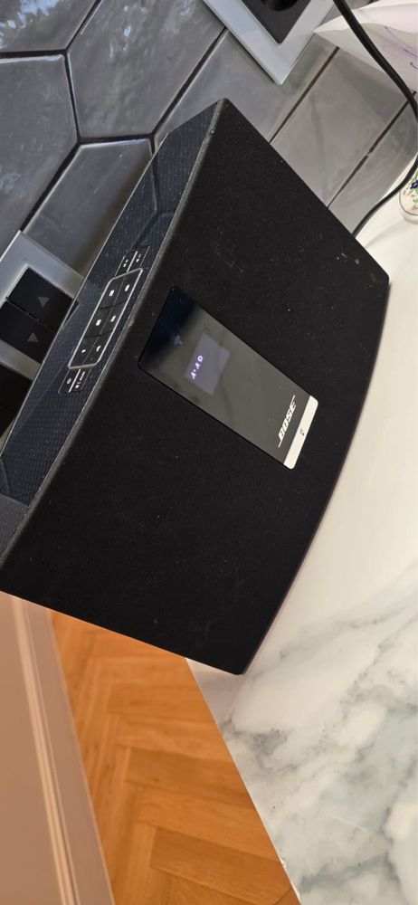 BOSE  Living room surround system