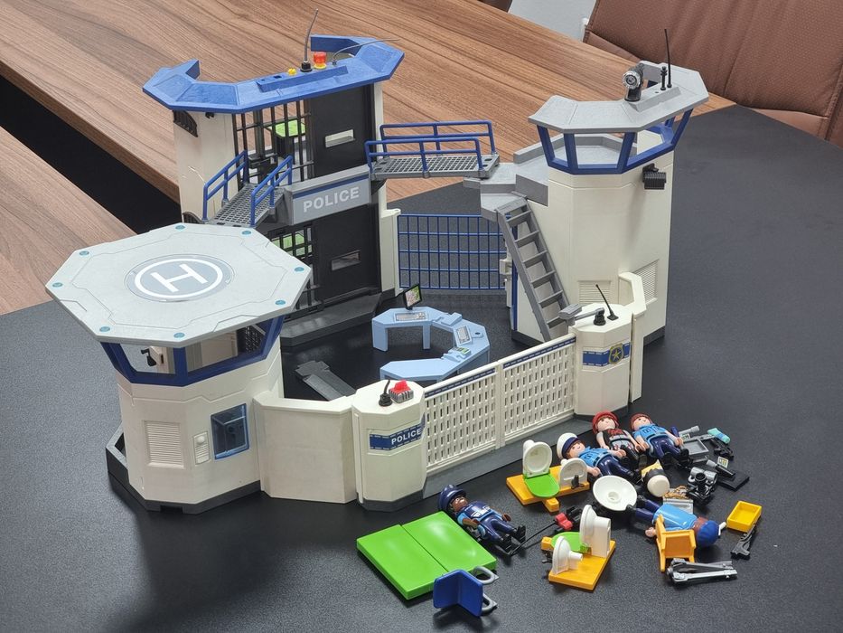 Playmobil City Action 6919 - Sediu De Politie Cu Inchisoare 6919