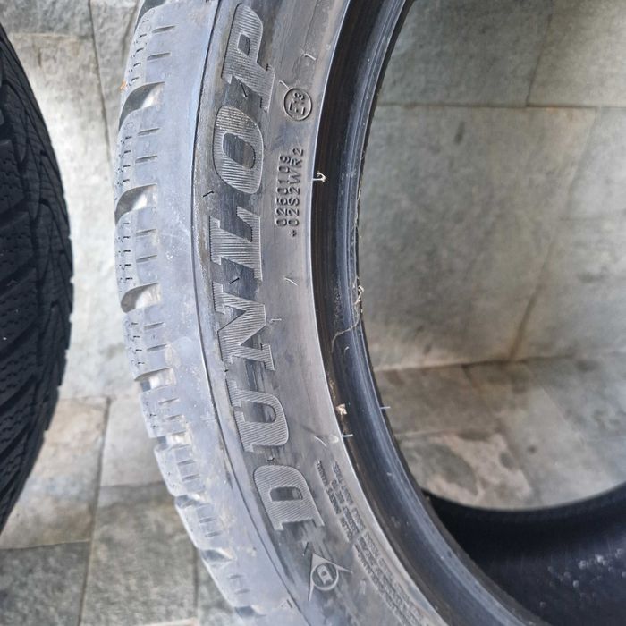 Комплект зимни гуми Dunlop 255/45/20, 285/40/20