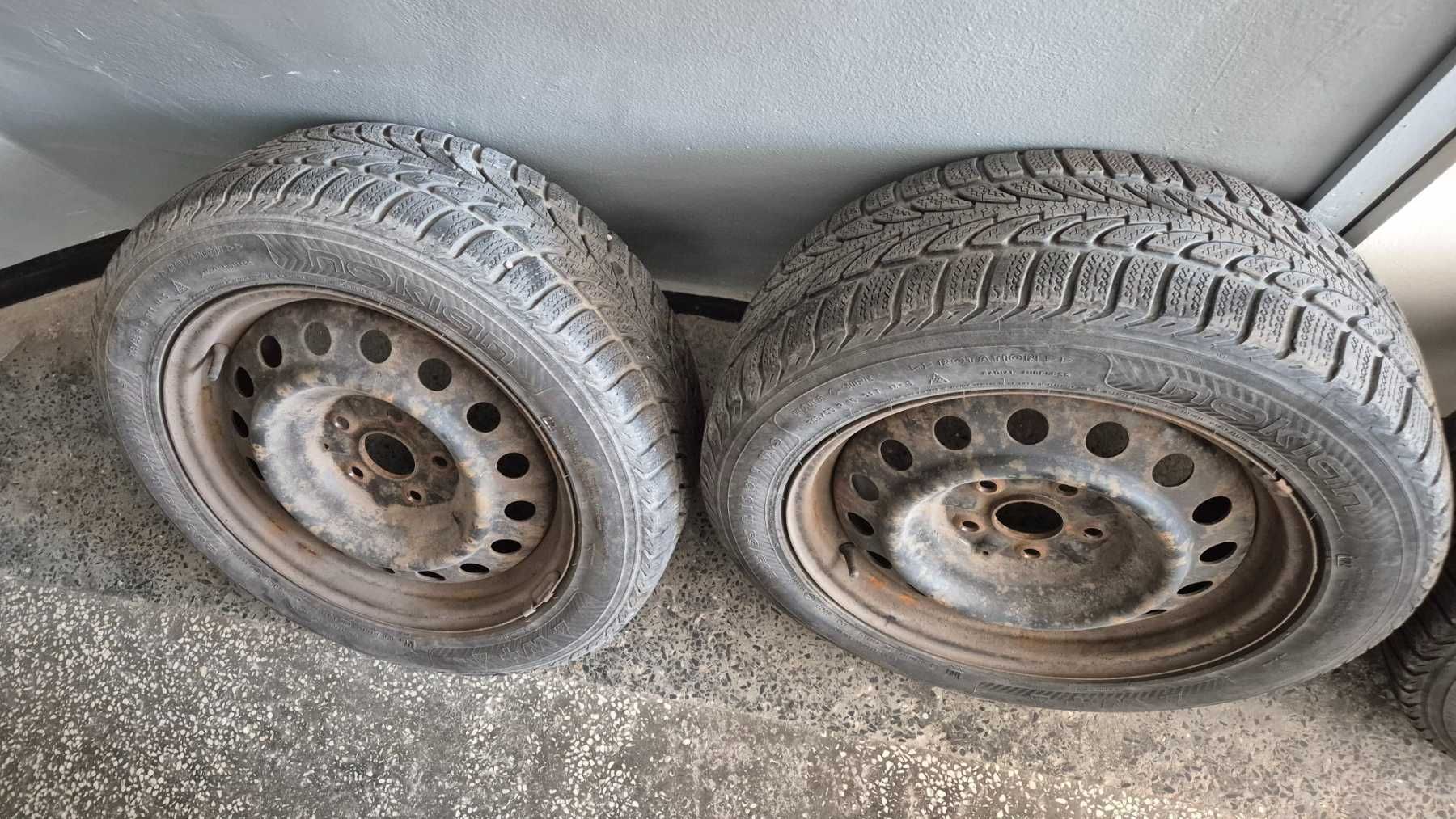 Железни джанти 5x114.3/6.5Jx16”/ET45/60.1 + зимни гуми Nokian + тасове
