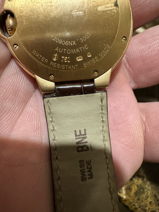 Златен дамски часовник Cartier Blue Ballon