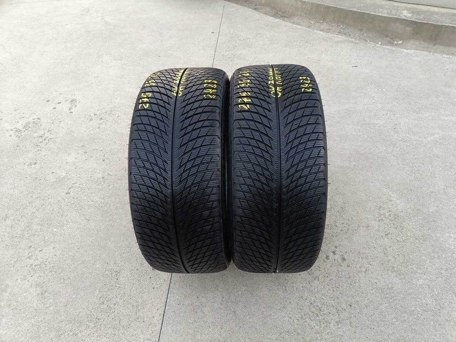 Doua anvelope iarna 275 35 22 michelin pilot alpin 5 cu 7,8 mm 2423
