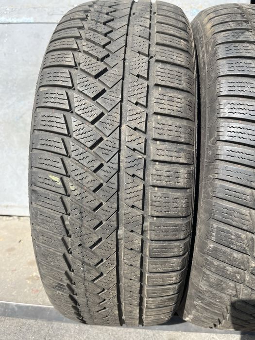 2 бр. зимни гуми 214/55/17 Continental DOT 2019 5 mm