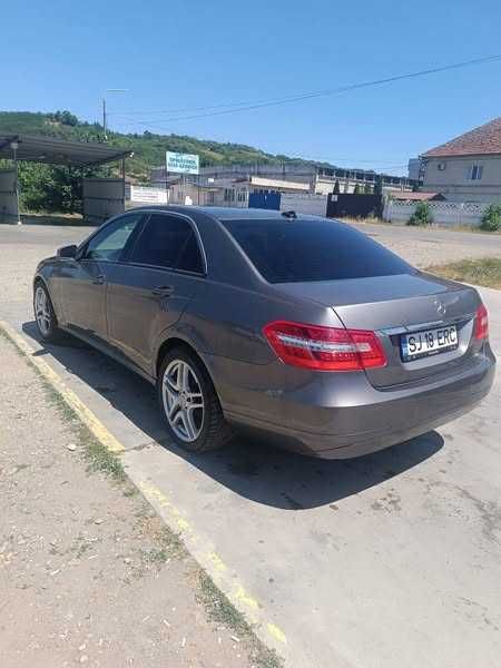 Mercedes E - CLASS W212