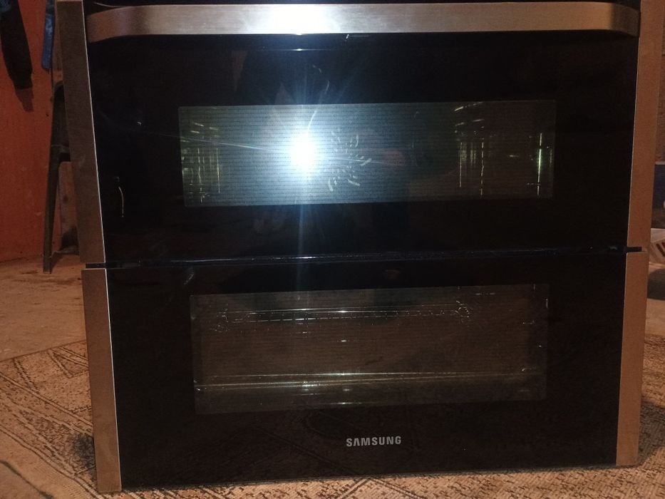 Cuptor Samsung functional