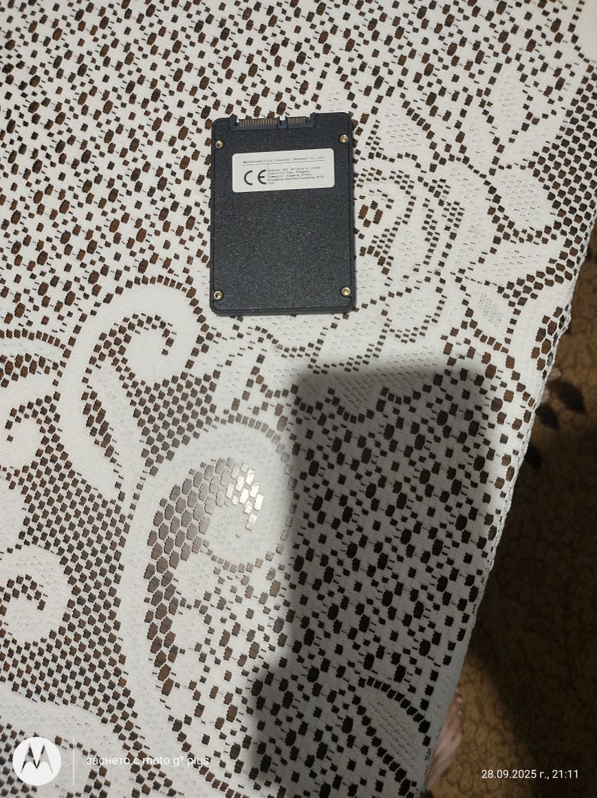 Продавам хард диск SSD