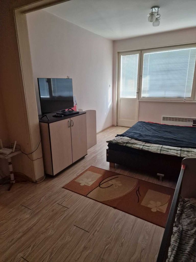 Продава се Двустаен апартамент в Разград, Център - 73 кв.м за 1321 €/кв.м - Снимка #5