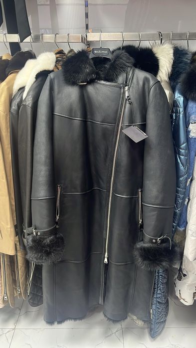 Срочно  дубленка натуральная женская