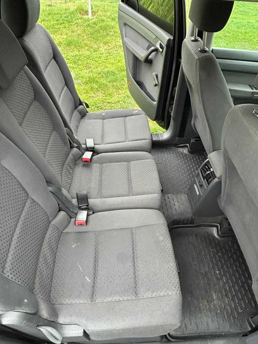 Volkswagen Touran Motor 1.9 TDI 105CP