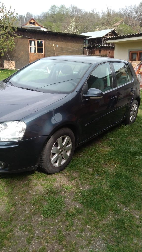 De vânzare VW golf 5