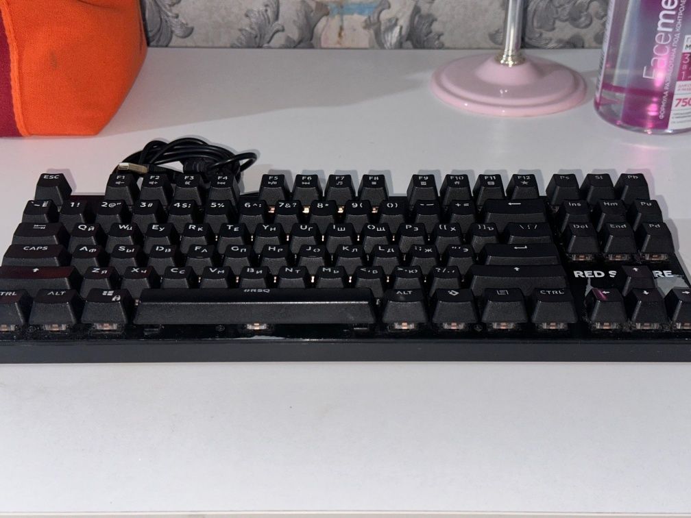 Продам игровую клавиатуру