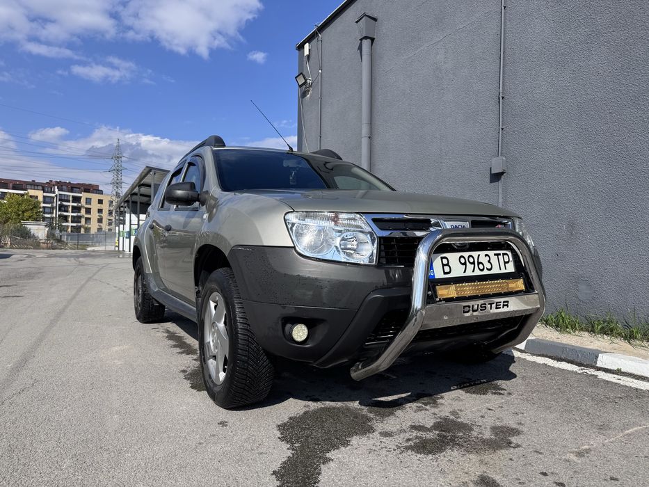 Dacia Duster 1.6I Газ/Бензин
