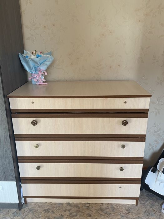 Срочно продам комод