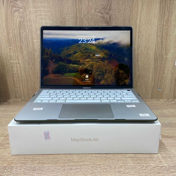 Ноутбук Apple Macbook Air 13-inch M1 (2020) / sk151565