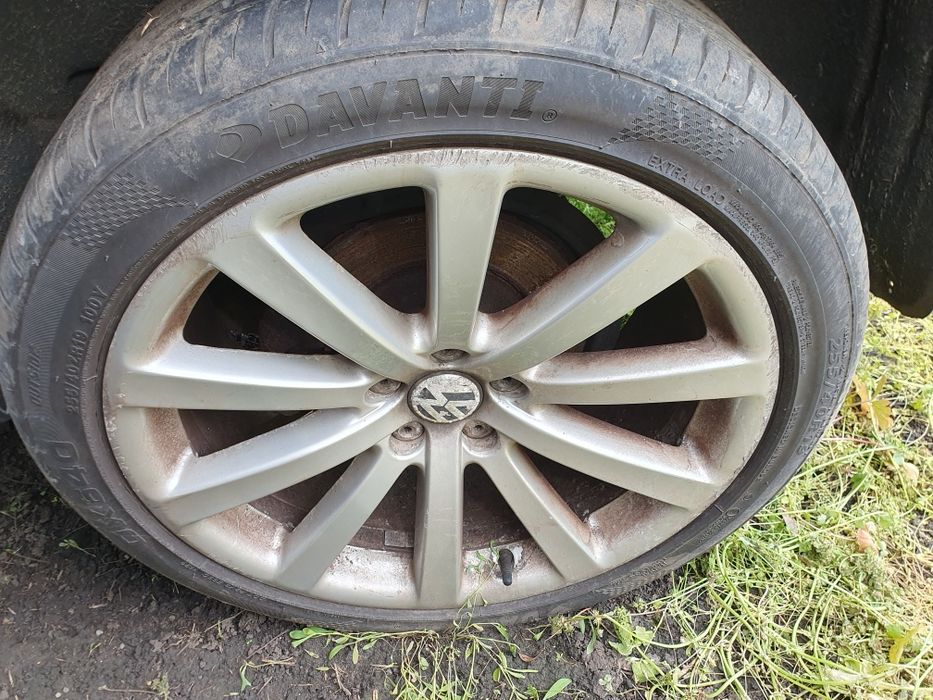 Jante r19 tiguan r line , anvelope de vara 255/40/r19 2023