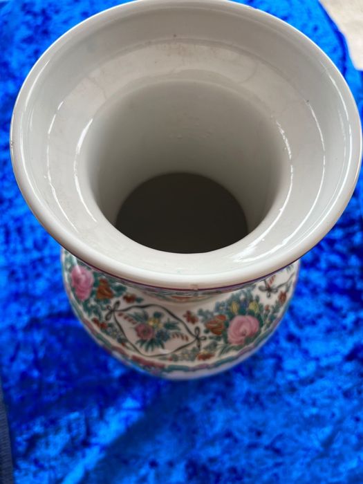 Прекрасна китайски ваза