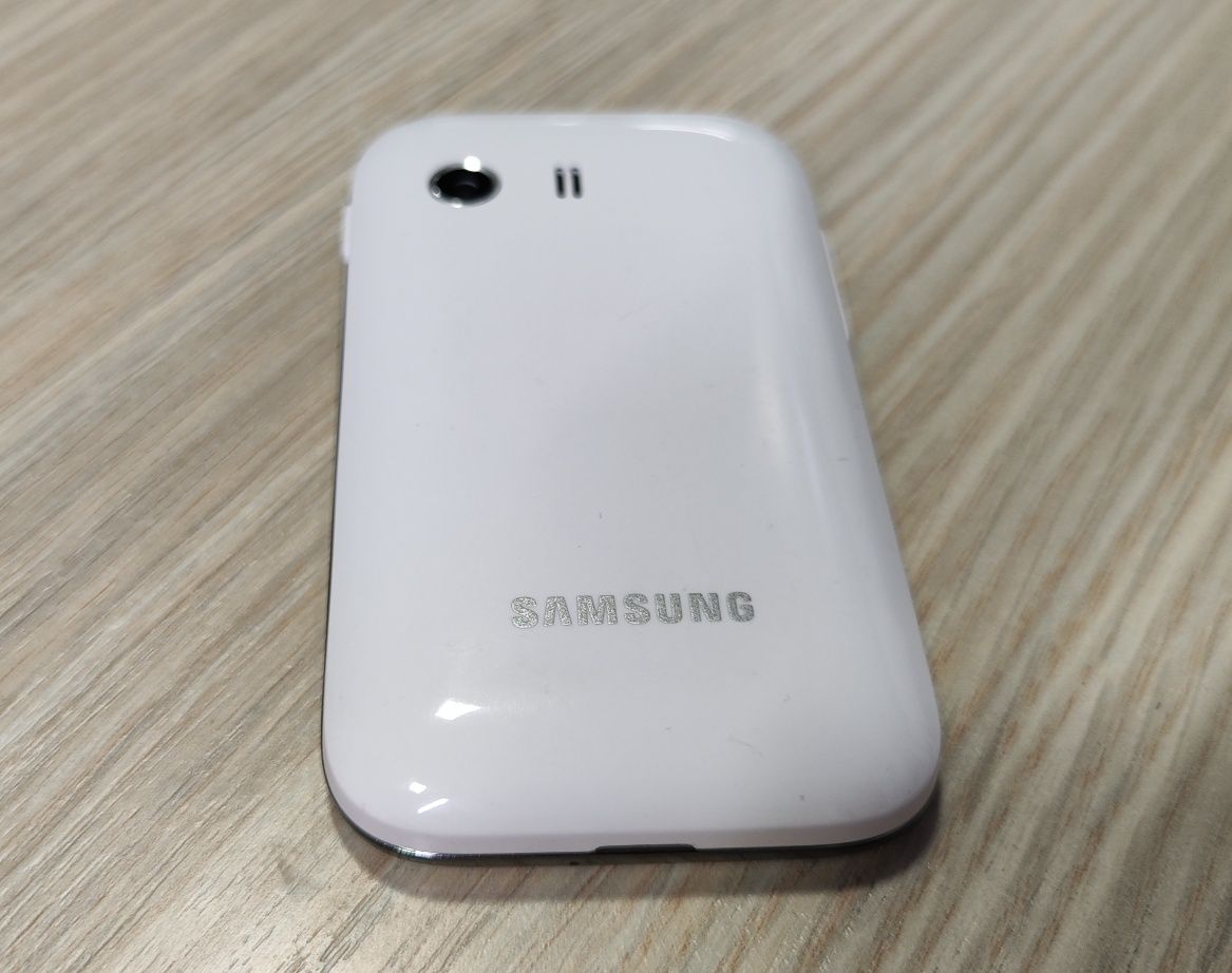 Телефон Samsung Galaxy Y S5360