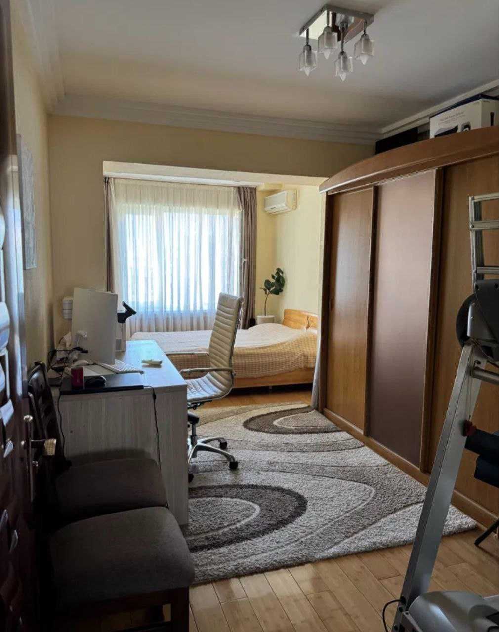 ПРОДАЕТСЯ 5/4/5  140м2 на: Пушкина Салар