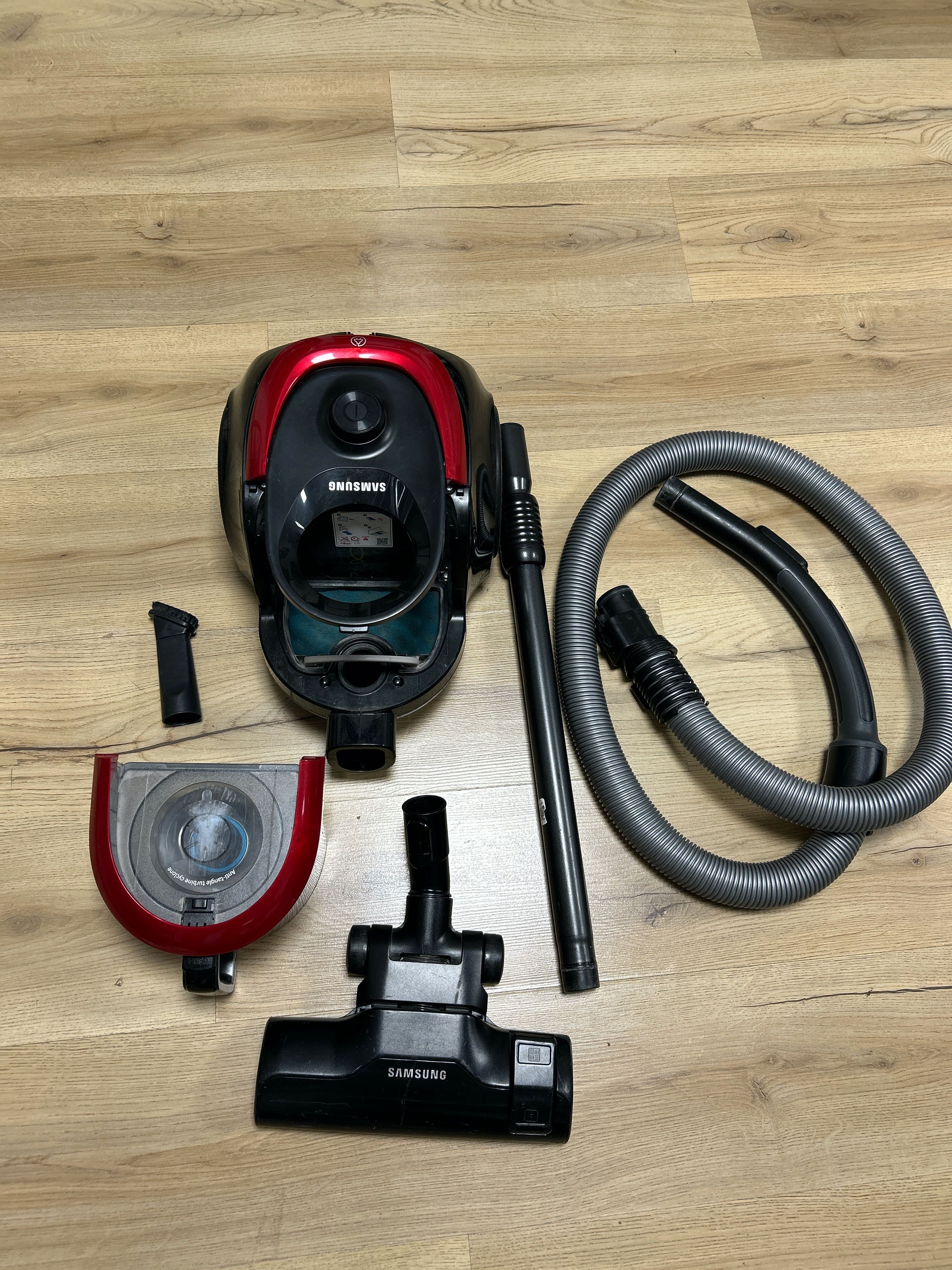 Прахосмукачка Samsung SC07M2110SR