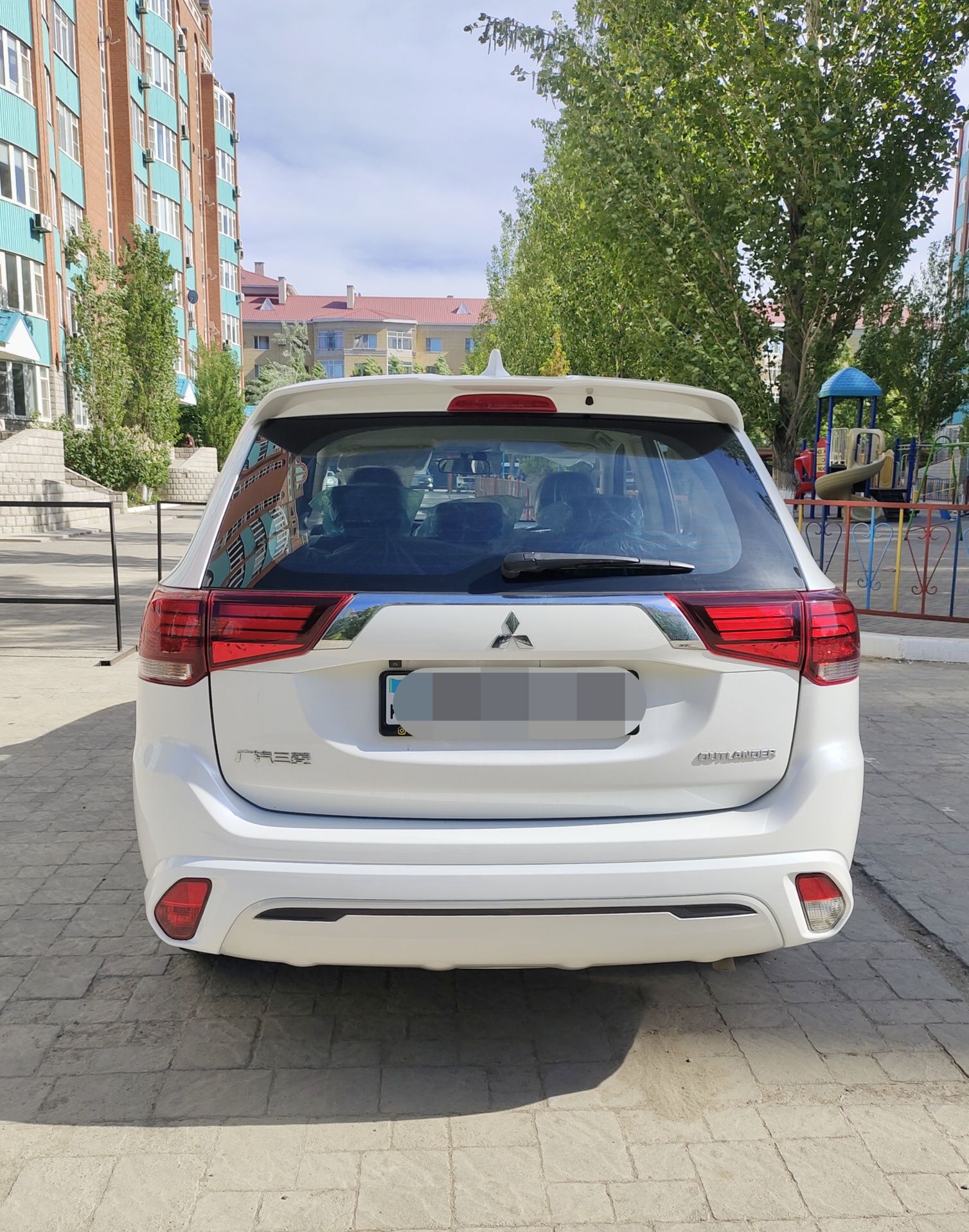 Продается Mitsubishi outlander 2.0 (Новый)