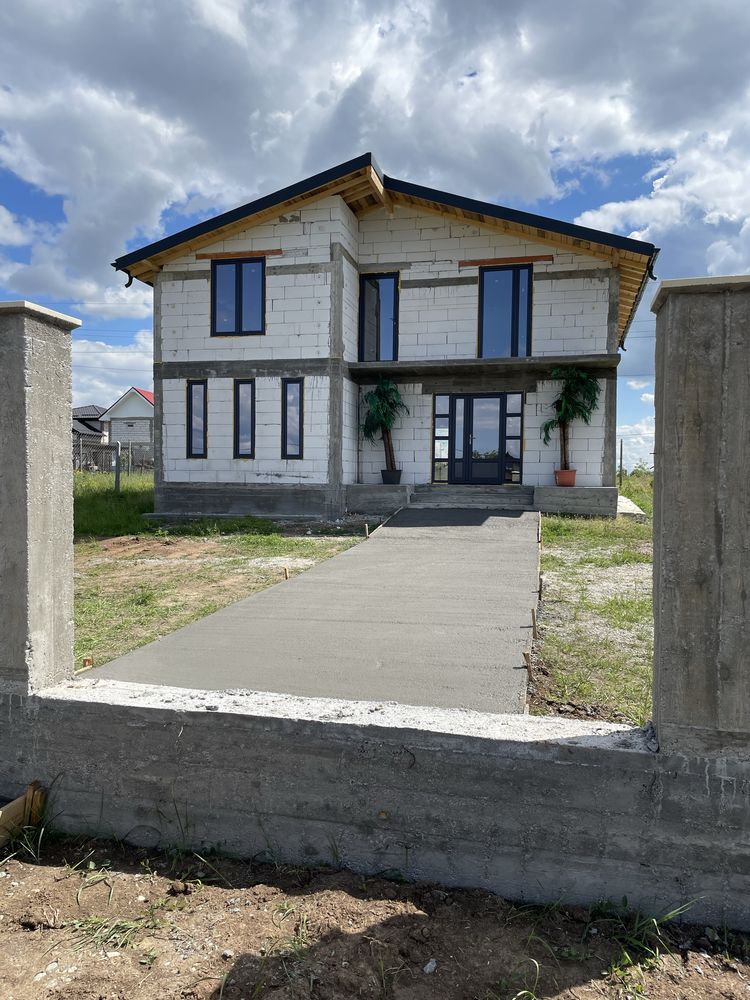 Case de vanzare Piatra Olt