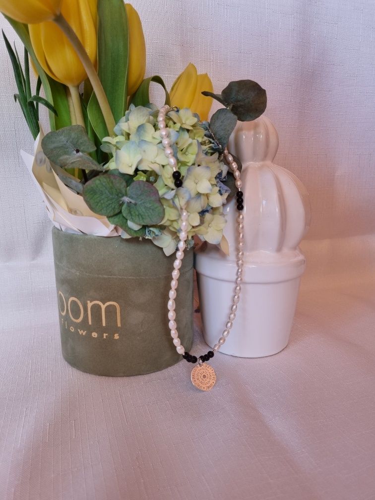 Bijuterii handmade – perle și argint/argint placat cu aur.