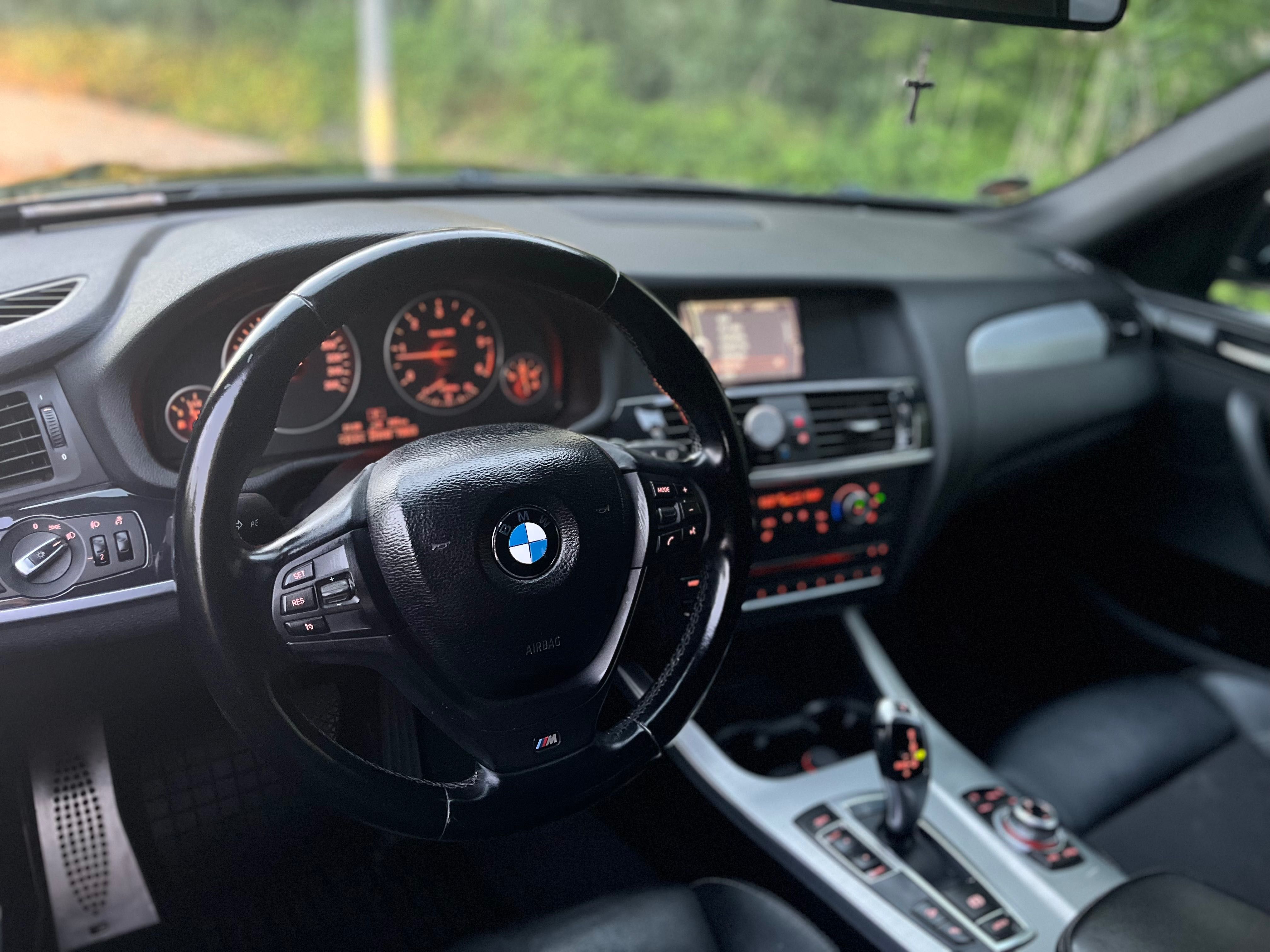 BMW X3 / 2,0 Diesel / M Paket / X drive / Automatic / 2012