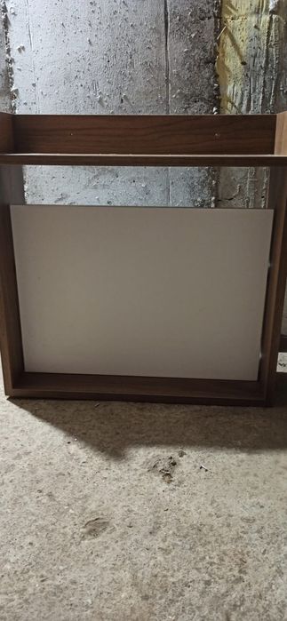 Birou extensibil pentru perete