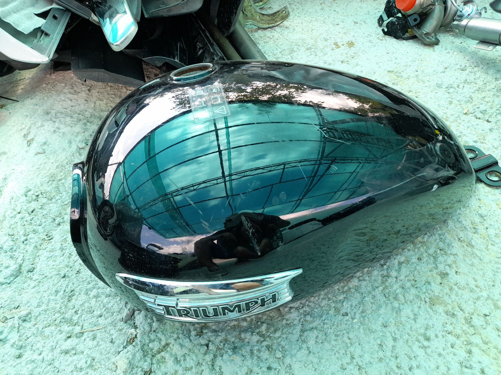 Резервоар мотор Triumph  60лв