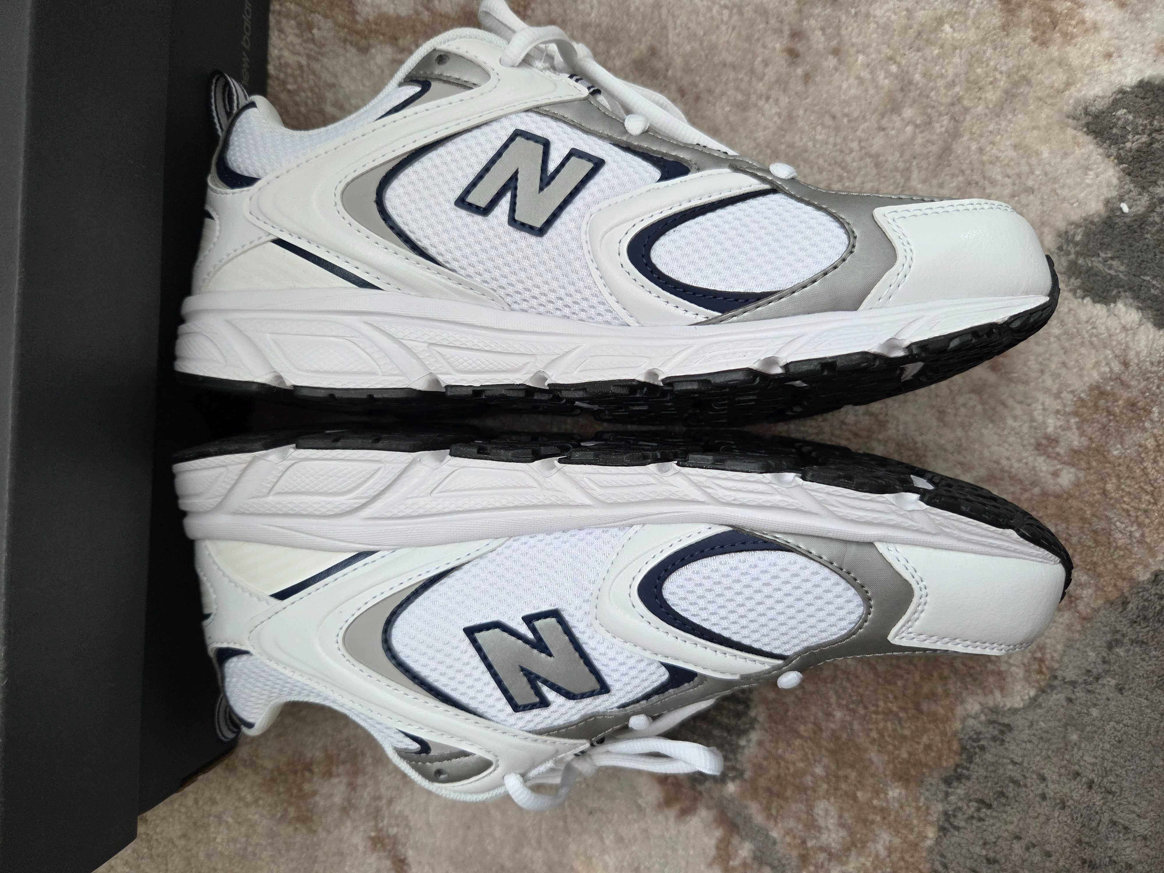 Маратонки New Balance 408