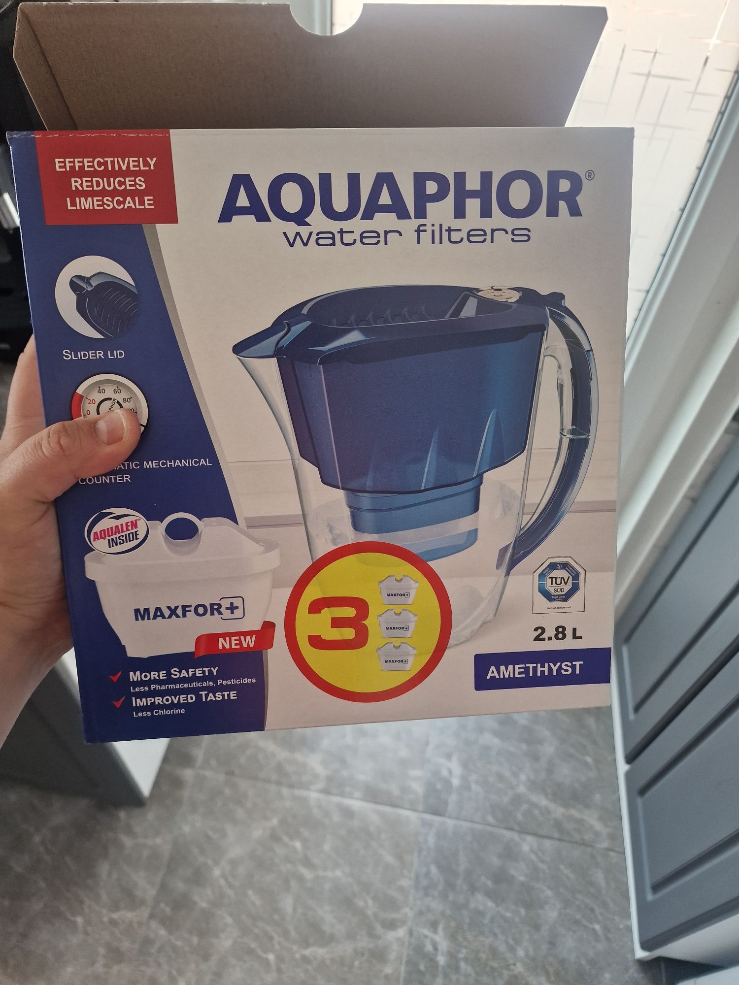 Aquaphor кана за пречистване на вода 2.4 л