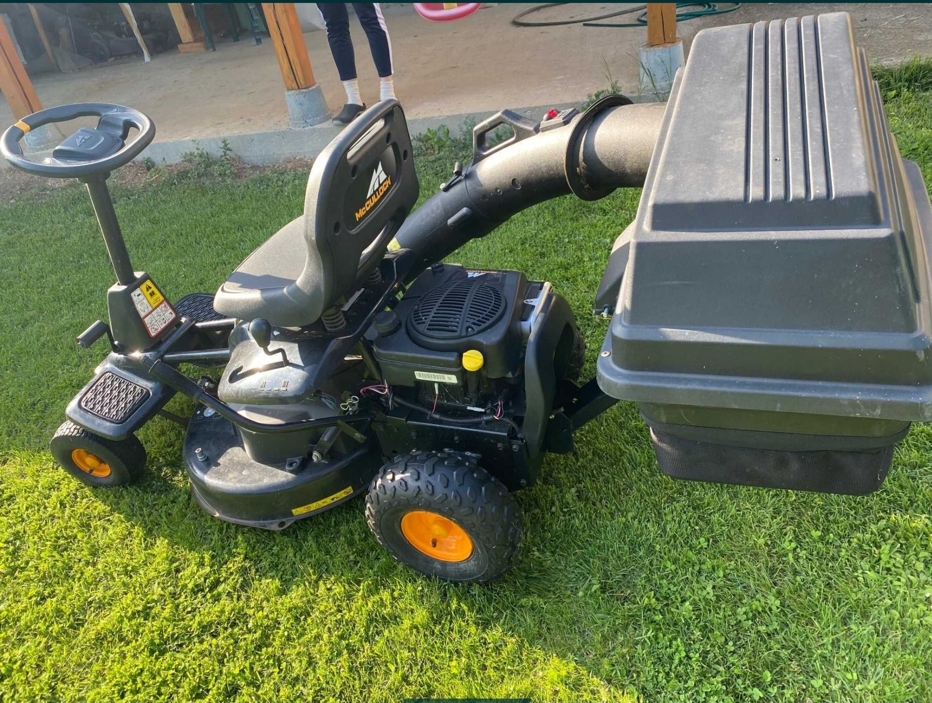 Тракторна косачка McCulloch купувана от магазин Husqvarna в България