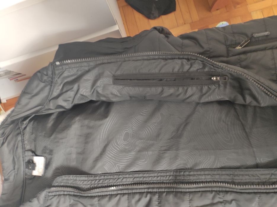 Geaca Nike marimea xs