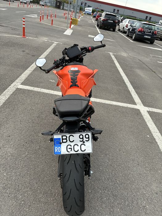 KTM DUKE 390 2024