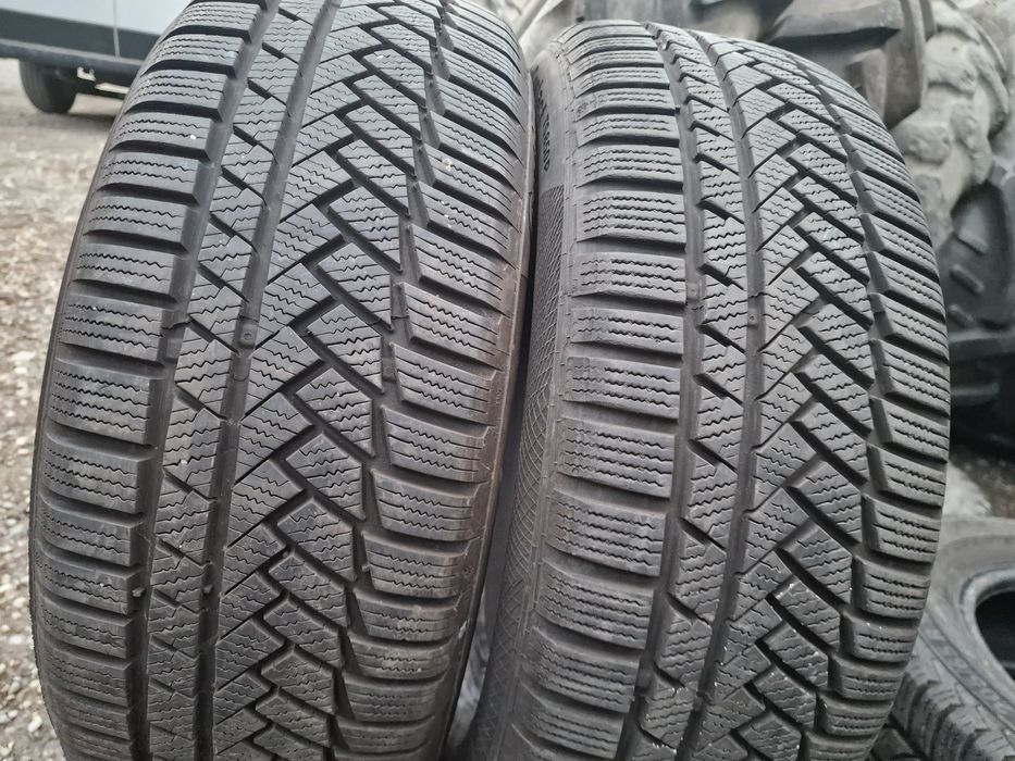 Anvelope 215/55R17 marca Continental, DOT 2019, 7 mm