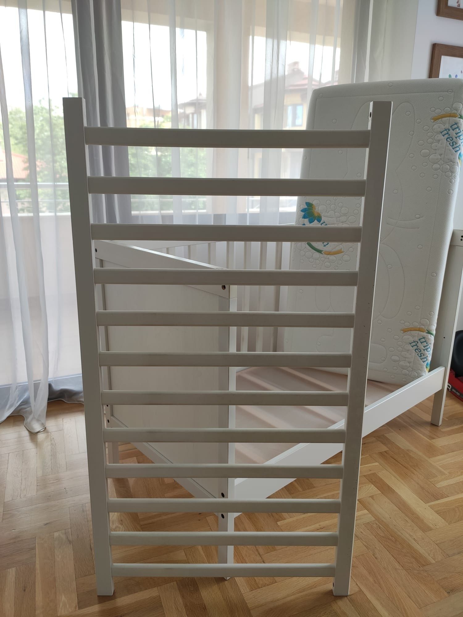 Бебешко легло IKEA  ПОДАРЪК  матрак DREAM ON и спален комплект