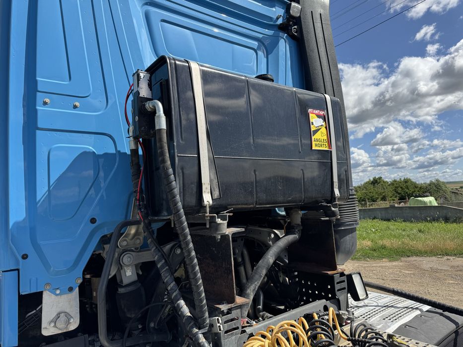 Cap Tractor Mercedes Benz Actros 2553 6x2/4 - MTMA 72t