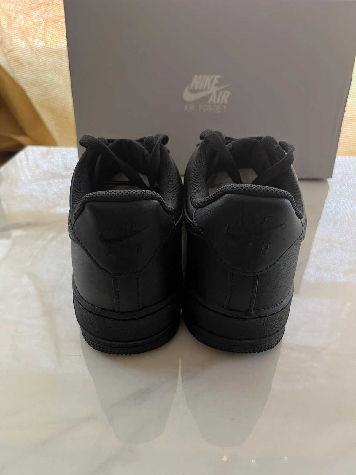 Air Force 1 ‘07 Black( NU off-white, trapstar, bape, yeezy, jordan)