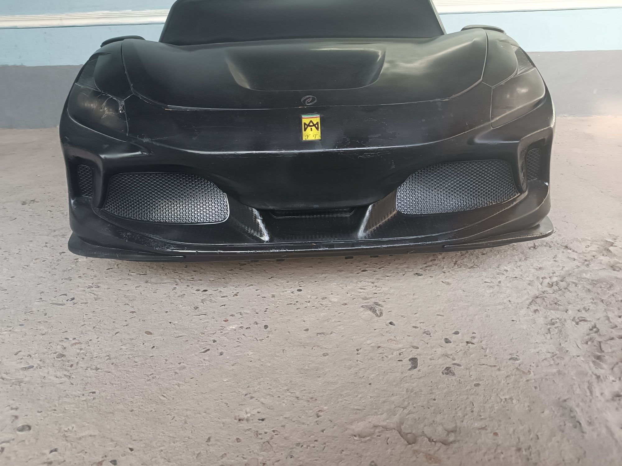 Ferari f8 moshncha